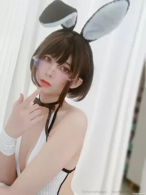 Coser美女_眼酱大魔王w_No.005 – 兔女郎 主题写真 [19P]