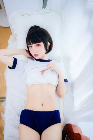 Coser美女_果咩酱w_No.008 – 体操服 主题写真 [19P]