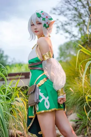 Coser美女星之迟迟No.092 - 秘密花园 可可萝 主题写真 [17P]