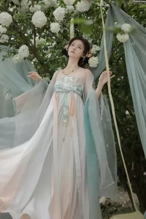 [YITUYU艺图语]No.20250640_03.23 看尽长安花 抱走柒柒 [17P]