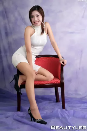 [Beautyleg]美腿写真 2005.11.22 No.043 瑶瑶 [93P]