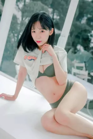 韩国美女李素英leeesovely-No.025 – Patreon Sovely Happy Birthday OCTOBER.18 [170P]