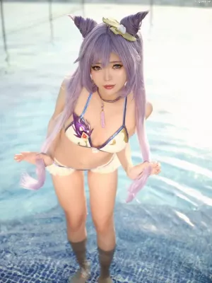 越南Coser美女ZinieQ-No.134 – Keqing Bikini 主题写真 [15P]