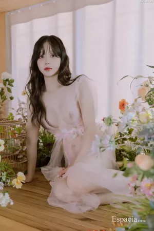 韩国机构[EsPacia Korea]_No.104 - EHC#119 - Somi (소미) [49P]