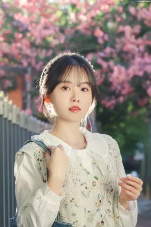 [YITUYU艺图语]No.20260108_01.14 异木棉树下 [17P]
