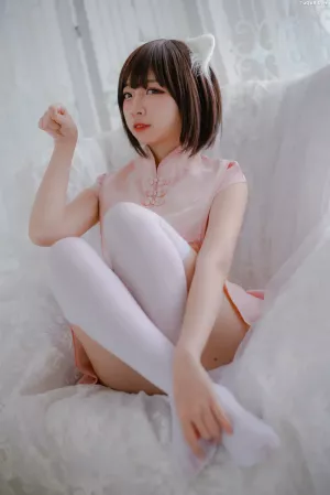 Coser美女_二佐nisa_No.013 – 粉旗袍 主题写真 [21P]