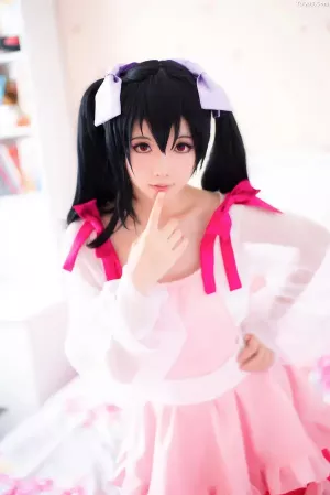 Coser美女星之迟迟No.065 - 矢泽妮可 主题写真 [18P]
