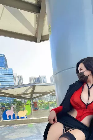 网红御姐博主水蜜桃米米_NO.014 吊带黑丝 主题写真 [30P]