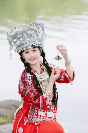 [YITUYU艺图语]No.20250099_01.20 可爱的苗疆少女 湫一只岁岁  [23P]
