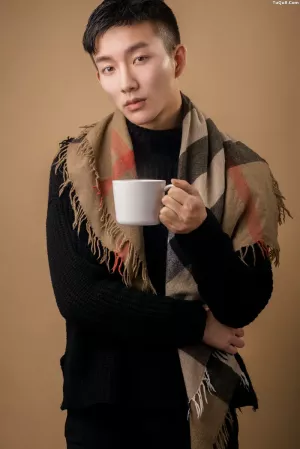 [YITUYU艺图语]No.20250344_02.21 A CUP OF TEA 伟奇  [19P]