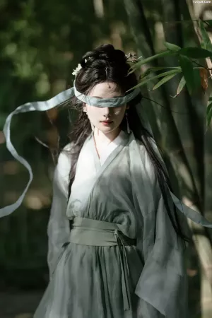[YITUYU艺图语]No.20250610_03.20 清冷大师姐 一枝沐瑶瑶 [20P]