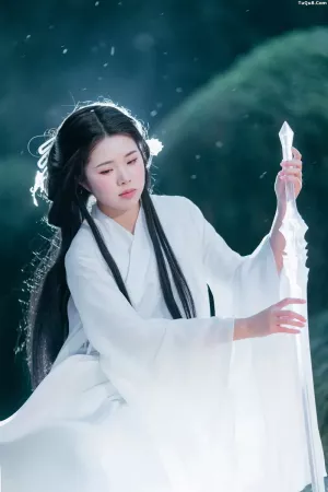 [YITUYU艺图语]No.20250713_03.31 竹林夜影清冷风 苏苏 [24P]