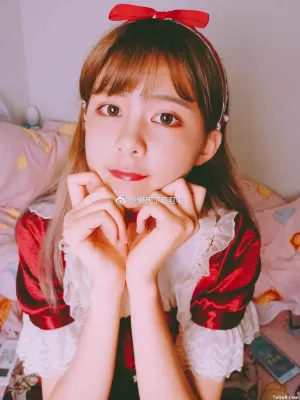 Coser美女_眼酱大魔王w_No.008 – 微博合集 主题写真 [126P]