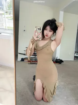 亚裔Coser美女-MisswarmJ-071 - Desert Princess 主题写真 [13P]