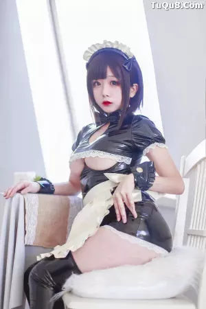 Coser美女日奈娇 No.003 – 半乳女仆 主题写真 [42P]