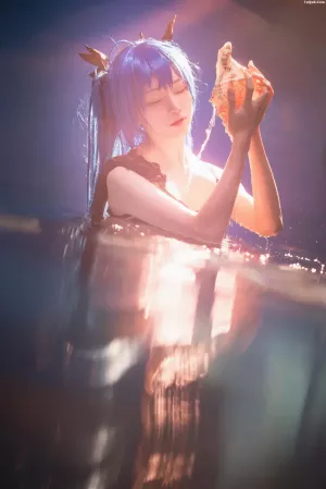 动漫博主Kitaro绮太郎No.069 – 初音miku4 主题写真 [18P]