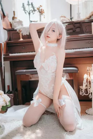 Coser小姐姐_花铃_No.015 – 玛修婚纱 主题写真 [63P]