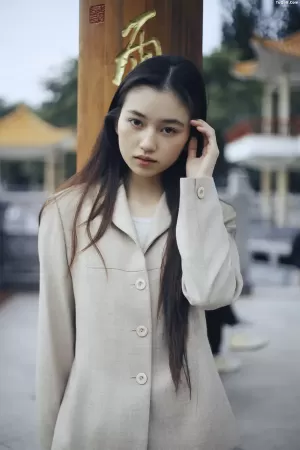 [YITUYU艺图语]No.20260154_01.22 她不羁的脸像天色将晚 [13P]