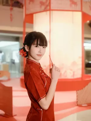 [YITUYU艺图语]No.20260227_01.31 俏约新年 冷酷王爷 [11P]