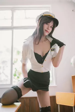 微博动漫博主星黛鹿鹿-No.001 - 日常女警 主题写真 [33P]