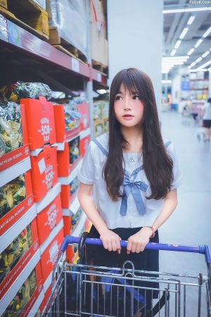 动漫博主桜桃喵No.010 - 超市 主题写真 [8P]