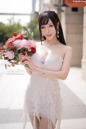 台湾Coser美女雨波_HaneAme-341 – Original 2023 Birthday 生日礼服 [26P]
