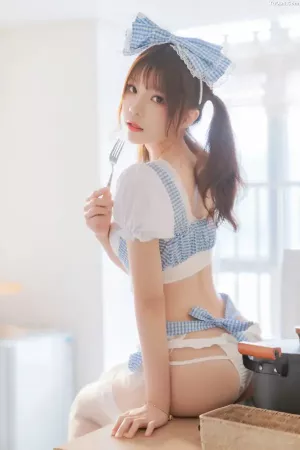 动漫博主桜桃喵No.079 - 小娇妻 主题写真 [34P]