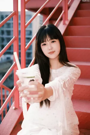[YITUYU艺图语]No.20260255_02.07 粉色楼梯 [13P]