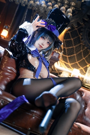 国产Coser美女三無人型-NO.006 碧蓝航线 柴郡绚烂夜梦 主题写真 [40P]