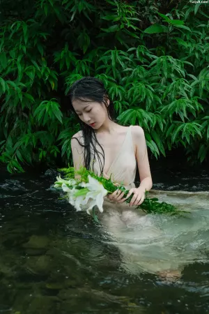 [YITUYU艺图语]No.20250958_04.28 像一阵流淌的梦 阳 [16P]