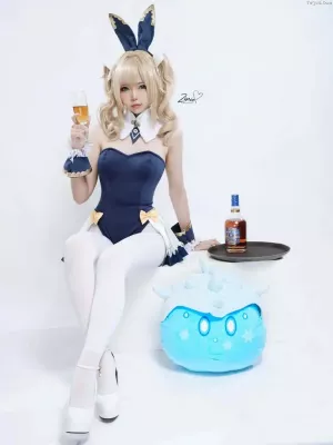 越南Coser美女ZinieQ-No.127 – Barbara Bunny 主题写真 [12P]