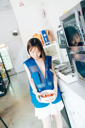 韩国美女模特-Yeri-No.017 - Loozy Yeri Pocket Girl Alba [99P]