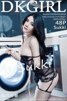 [DKGirl御女郎]Vol.042_性感美女Sukki居家黑色蕾丝情趣内衣秀火辣身材诱惑写真48P
