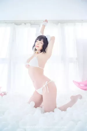 微胖系Coser美女皮皮奶-No.020 - 《白猫》 主题写真 [50P]