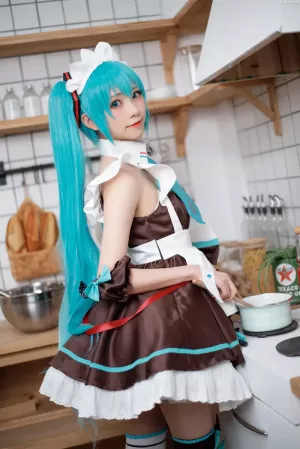 动漫博主Kitaro绮太郎No.071 – 初音miku6 主题写真 [15P]