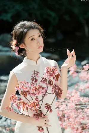[YITUYU艺图语]No.20260125_01.17 春风十里，樱香四溢 一口烧麦 [30P]