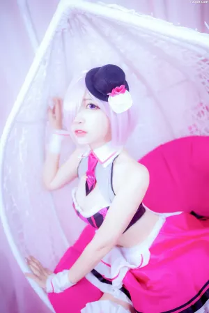 Coser美女_二佐nisa_No.011 – 吊椅 主题写真 [9P]