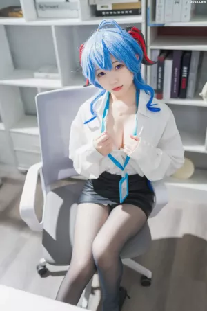 Coser小姐姐_花铃_No.020 – 甘雨秘书 主题写真 [94P]
