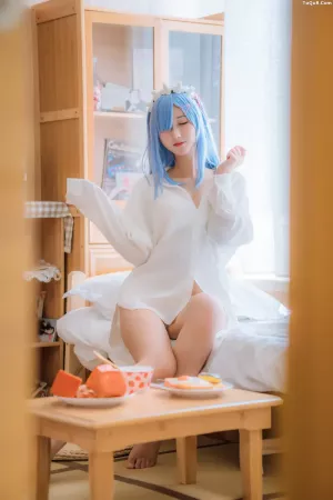 动漫博主_羽生三未_No.017 – 蕾姆 主题写真 [32P]