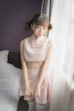 动漫博主Kitaro绮太郎No.014 – 粉色团子 主题写真 [41P]