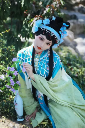 [YITUYU艺图语]No.20250220_02.05 惜春令 焚香小也  [26P]