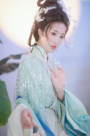 [YITUYU艺图语]No.20250438_03.04 月下 慕容 [28P]