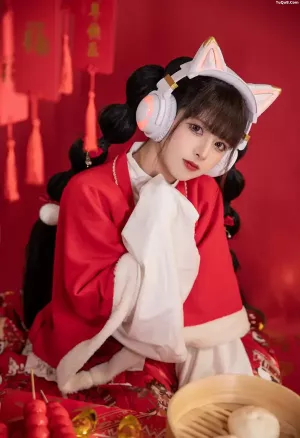 Coser美女腥味猫罐 - NO.002 新年快乐 主题写真 [12P]