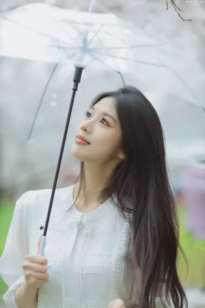 [YITUYU艺图语]No.20260541_03.26 白色樱花 西西 [28P]