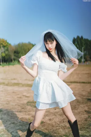 [YITUYU艺图语]No.20250111_01.23 大地的嫁衣 大何  [26P]