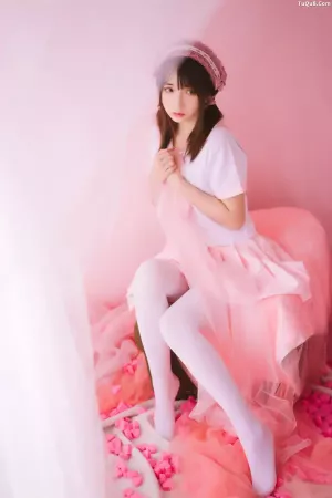 Coser美女疯猫ss No.014 - 丝袜狂想曲(粉) 主题写真 [54P]