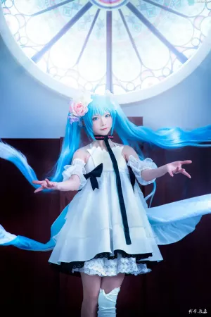 动漫博主Kitaro绮太郎No.070 – 初音miku5 主题写真 [10P]