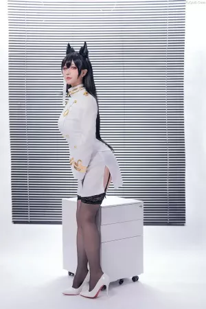 Coser美女星之迟迟No.265 – 2025-2-A 碧蓝航线爱宕 主题写真 [38P]