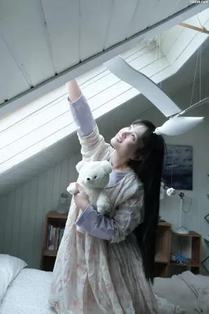 [YITUYU艺图语]No.20260268_02.10 我们的少女时代 吃一大口鸡蛋 [18P]
