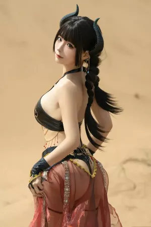 Coser美女蠢沫沫No.249 – 沙漠魅魔 主题写真 [9P]